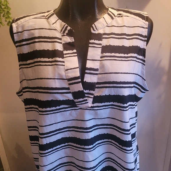 Pentagone Sleeveless Black and White Striped Top L - Picture 2 of 8